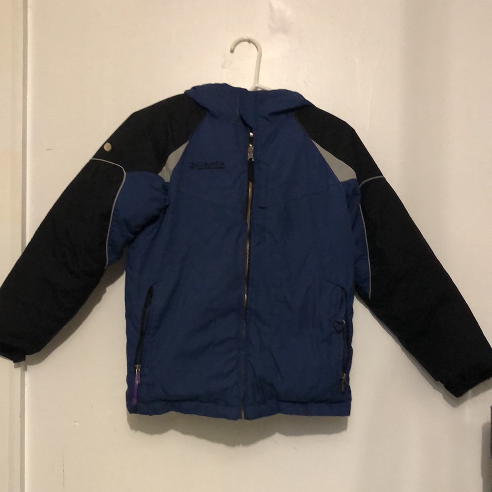 Columbia Winter Coat: Navy & Black